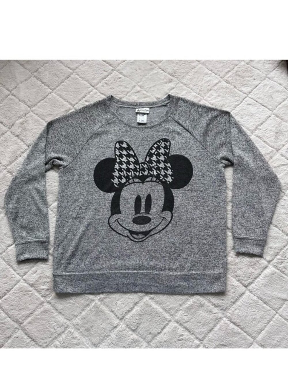 Disney | Long Sleeve Minnie Mouse Tee With Houndstooth Bow | Size Extra Large